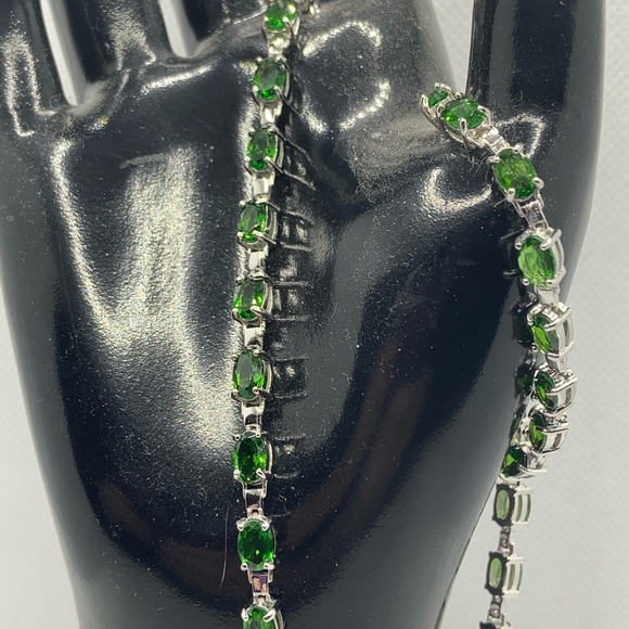 RUSSIAN DIOPSIDE NECKLACE 23.50cts - Picture 8 of 8
